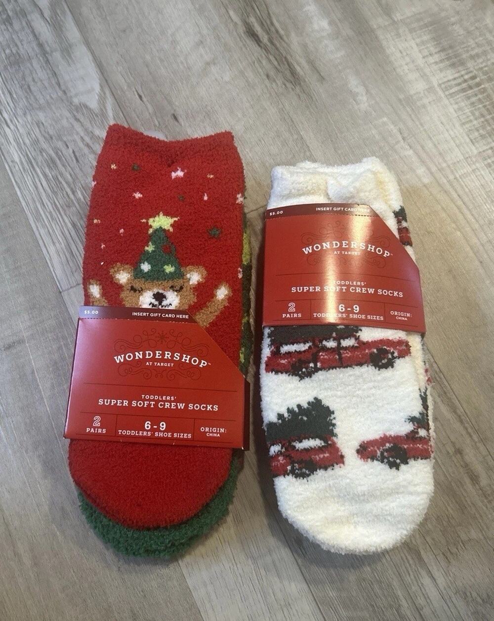 Wondershop Christmas Super Soft Crew Socks Shoe Sizes 6-9 Two 2-Packs (4 Pairs)